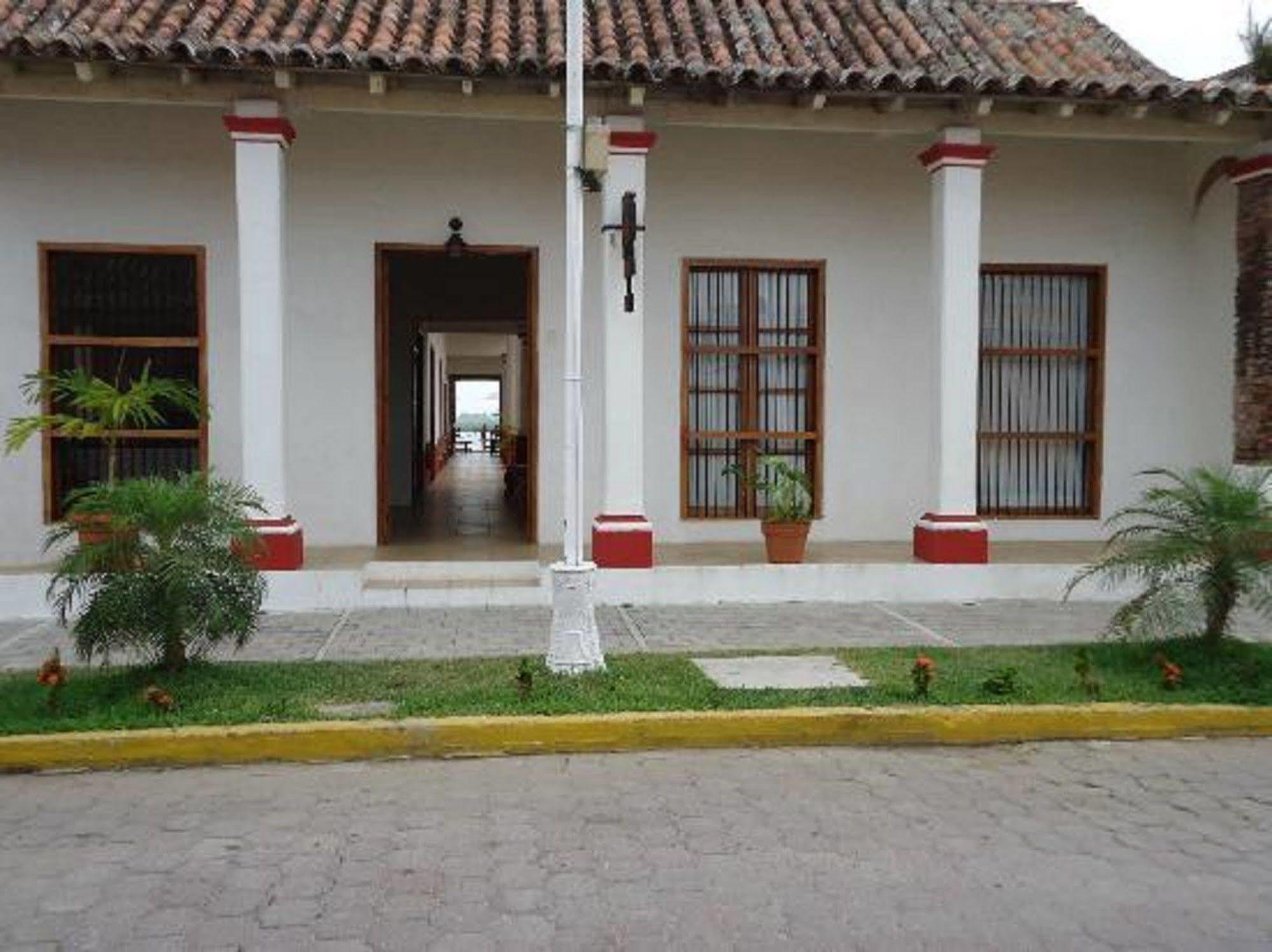 Casa del Rio Hotel Tlacotalpan Exterior foto