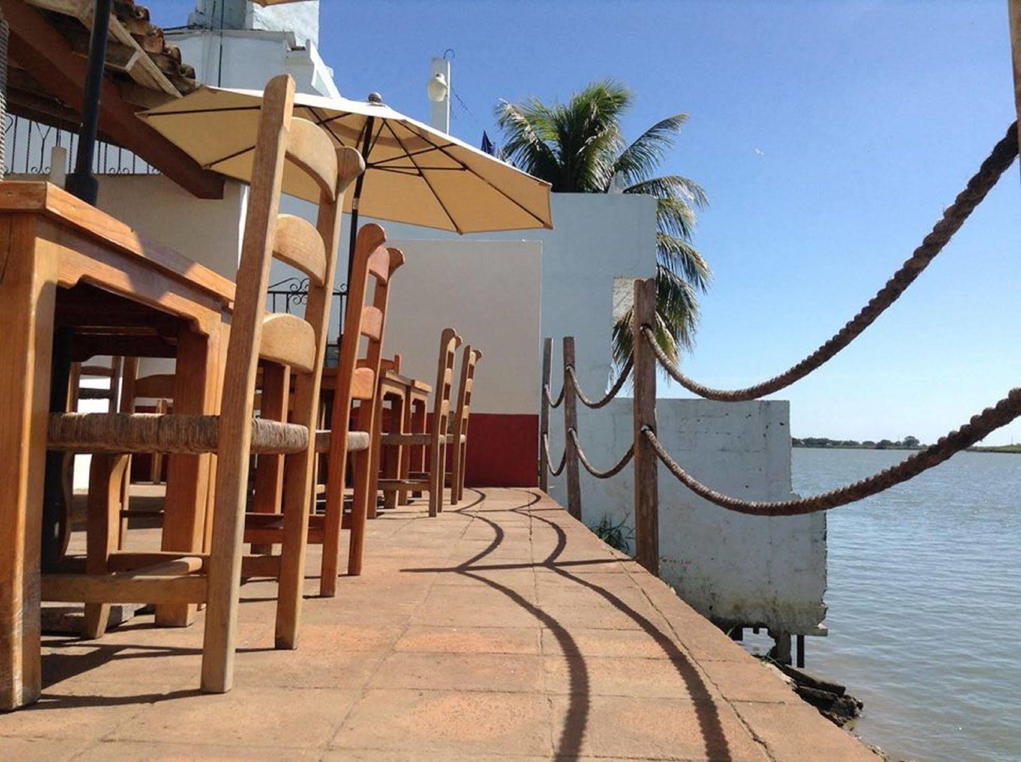 Casa del Rio Hotel Tlacotalpan Exterior foto